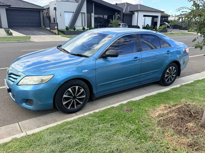 2009 Toyota Camry sedan